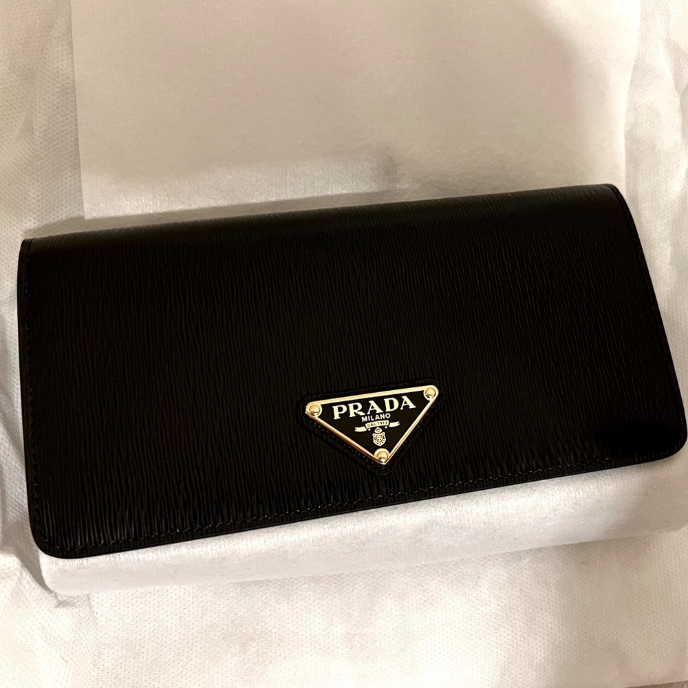 Prada Miniborse Black Vitello Move Crossbody